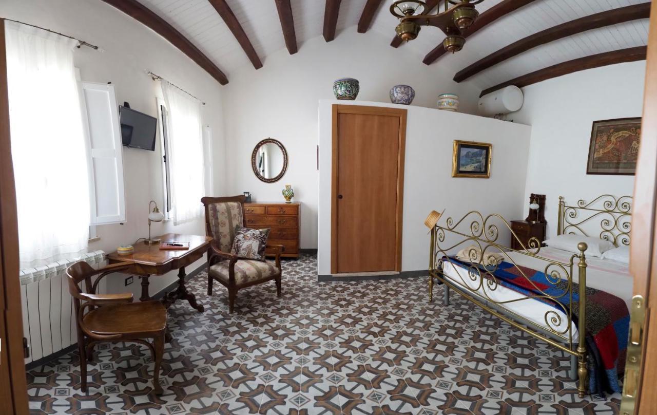 B&B Manca1Fiorino Buseto Palizzolo Bilik gambar